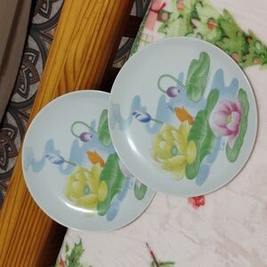 VINTAGE 1976 SEYMOUR MANN INC PLATES SET OF 2